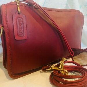 Vintage Coach red leather bag with removable strap